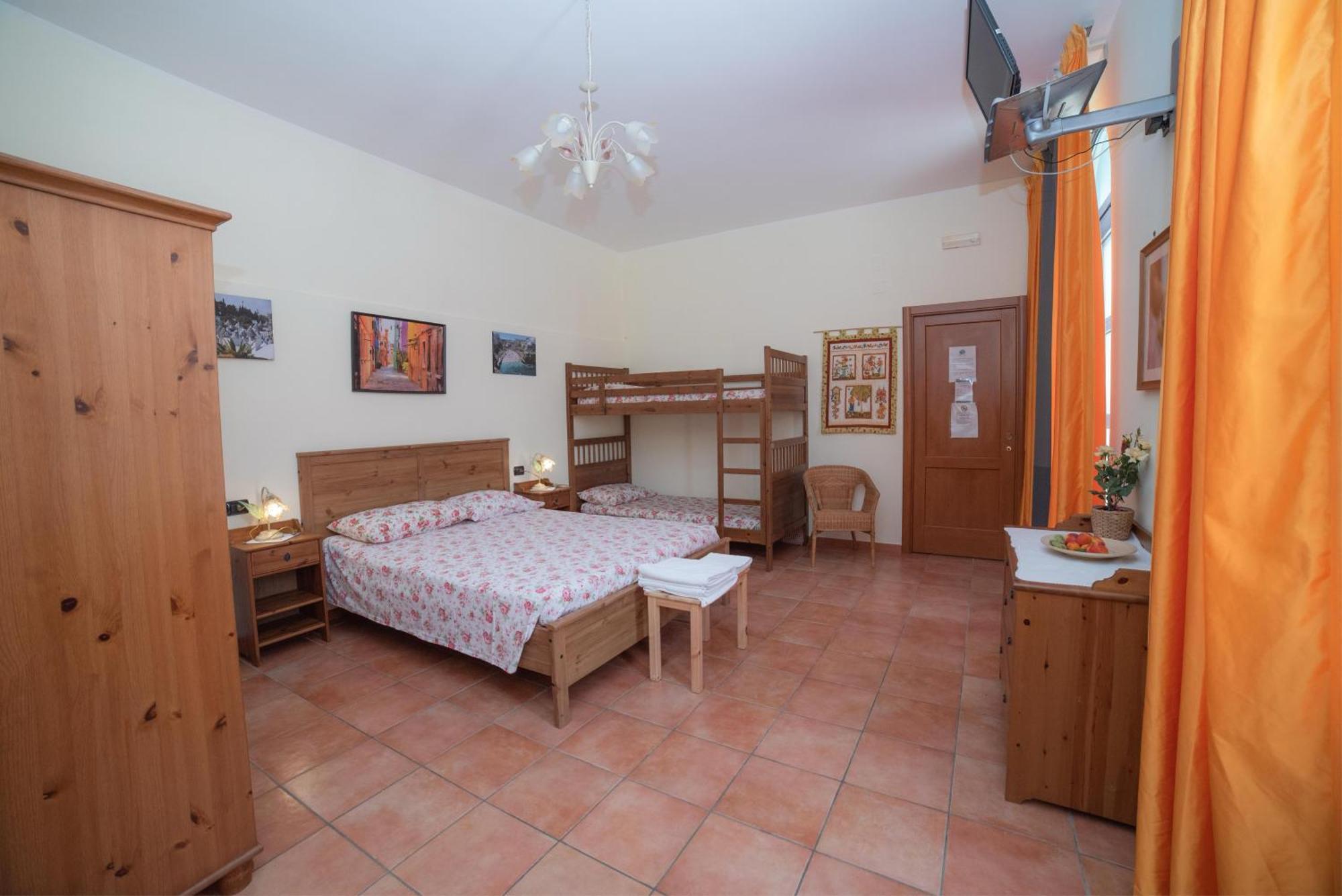 Agriturismo Fiori d'Arancio Palagiano Esterno foto