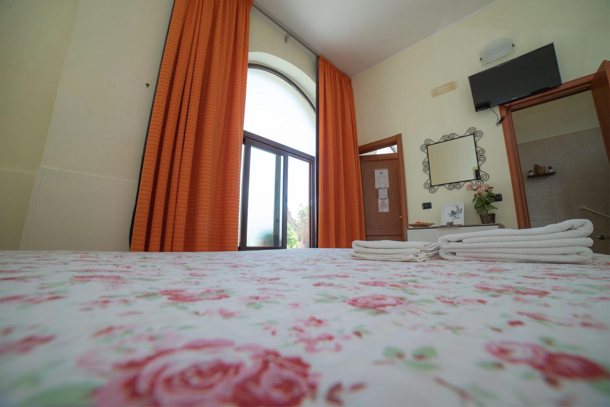 Agriturismo Fiori d'Arancio Palagiano Esterno foto