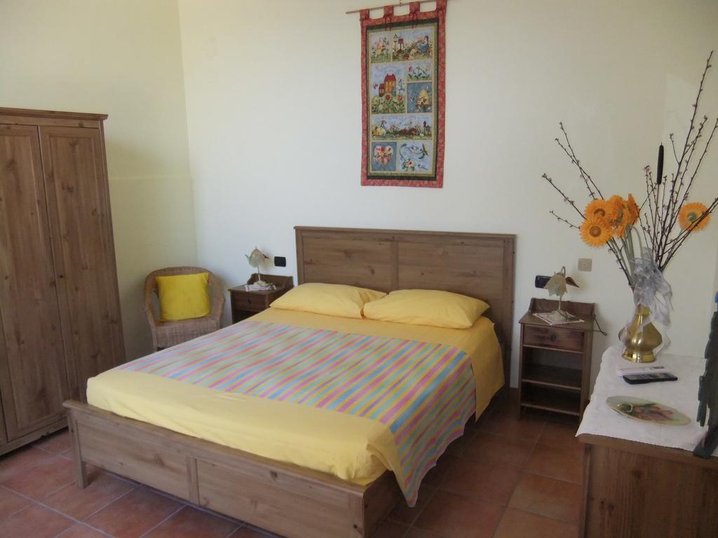 Agriturismo Fiori d'Arancio Palagiano Camera foto